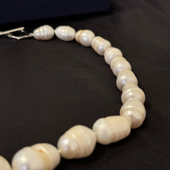 Vintage Baroque Fresh Water Pearl Necklace 17" White Pearl - Picture 5 of 7